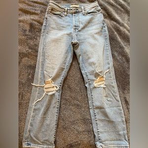 Levi wedgie straight jeans size 29